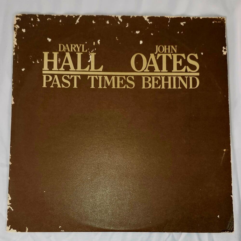 Hall & Oates “Past Times Behind” • 1976 Vintage LP • 33 RPM • EX/VGC